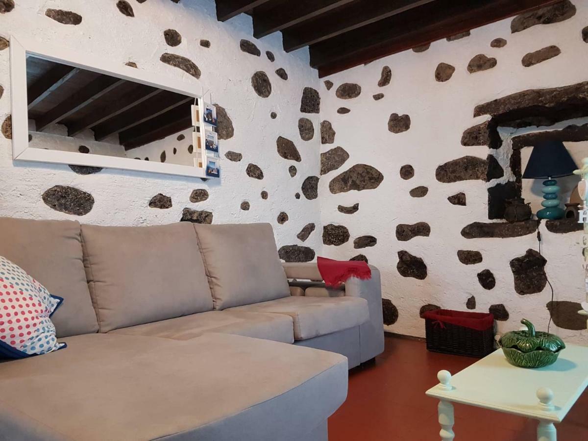 Join Our Relaxed House Near The Beach - Mosteiros Моштейруш Екстер'єр фото